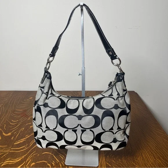 Coach Penelope Cary-all Black and Gray Signature C Shoulder Bag - Picture 2 of 10